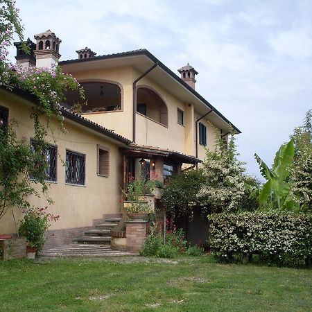 مبيت وإفطار Selci  La Vecchia Quercia المظهر الخارجي الصورة