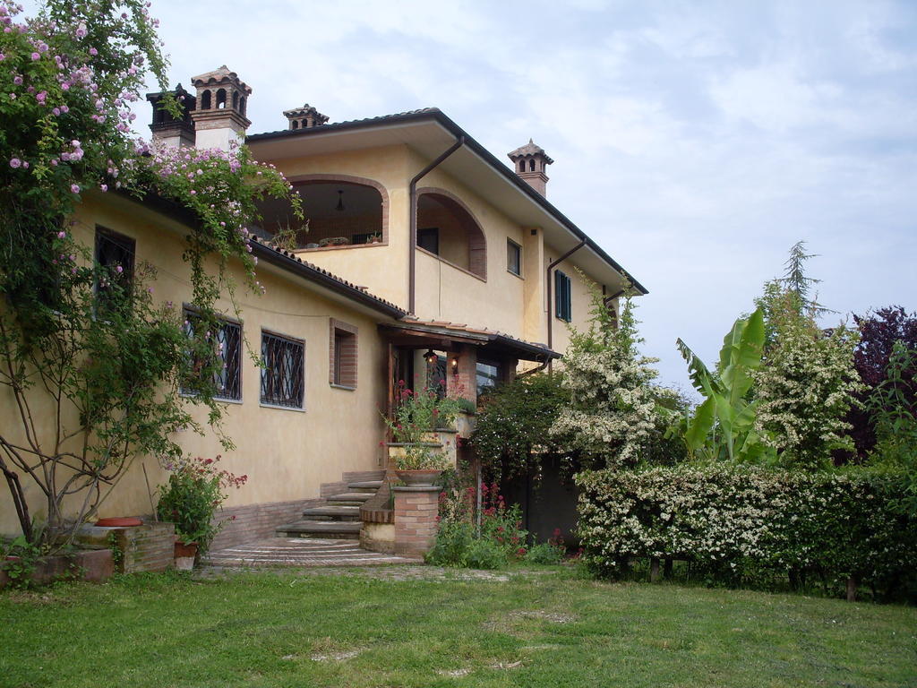 مبيت وإفطار Selci  La Vecchia Quercia المظهر الخارجي الصورة